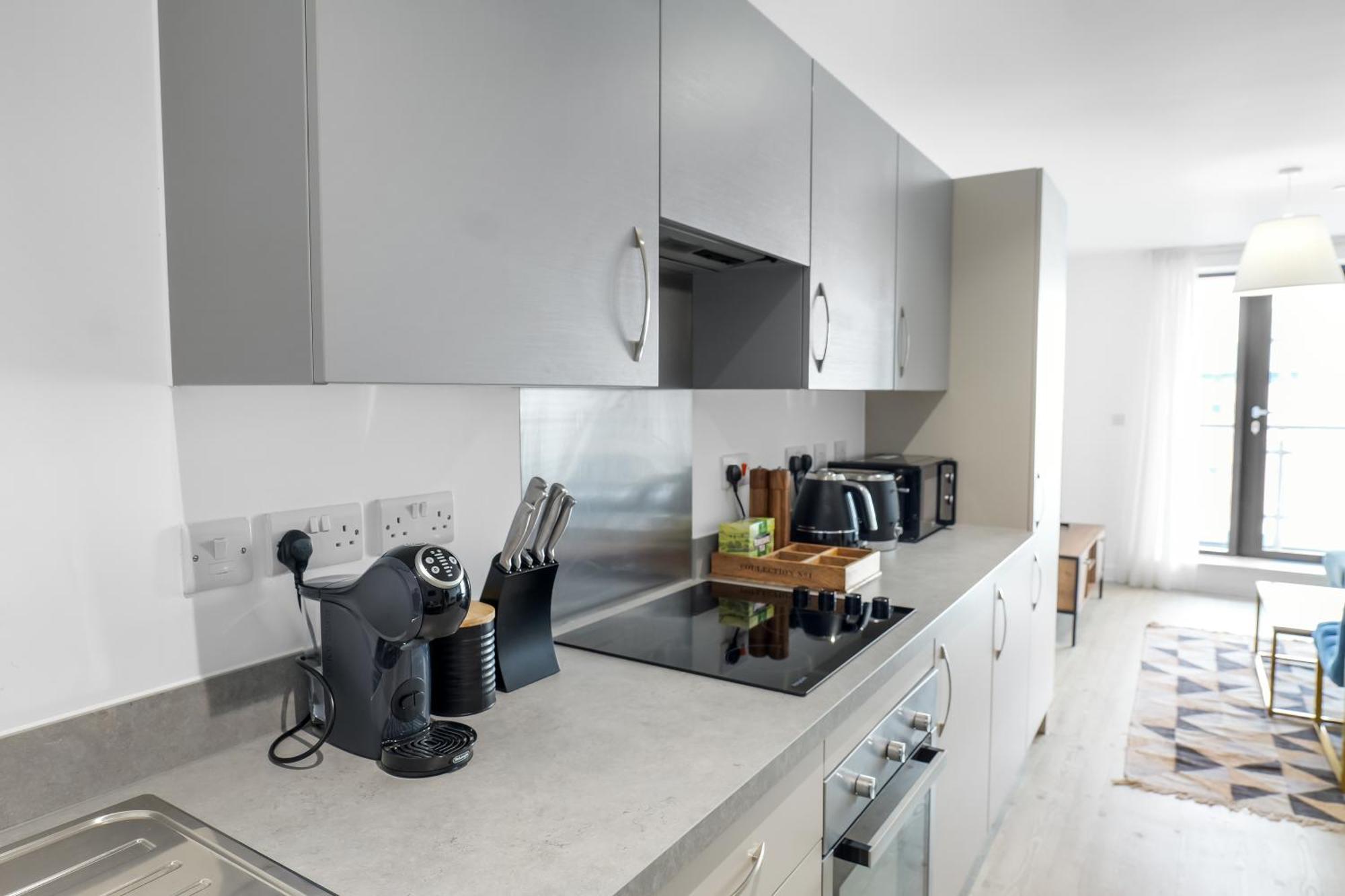High Rise 2 Bedroom & 2 Bath Apartment With Parking, Balcony & Amazing View Manchester Exterior foto