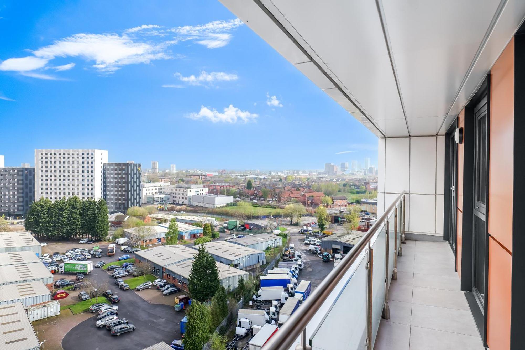 High Rise 2 Bedroom & 2 Bath Apartment With Parking, Balcony & Amazing View Manchester Exterior foto